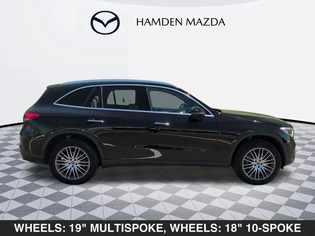 Used 2023 Black Mercedes-Benz 4MATIC® SUV image 2