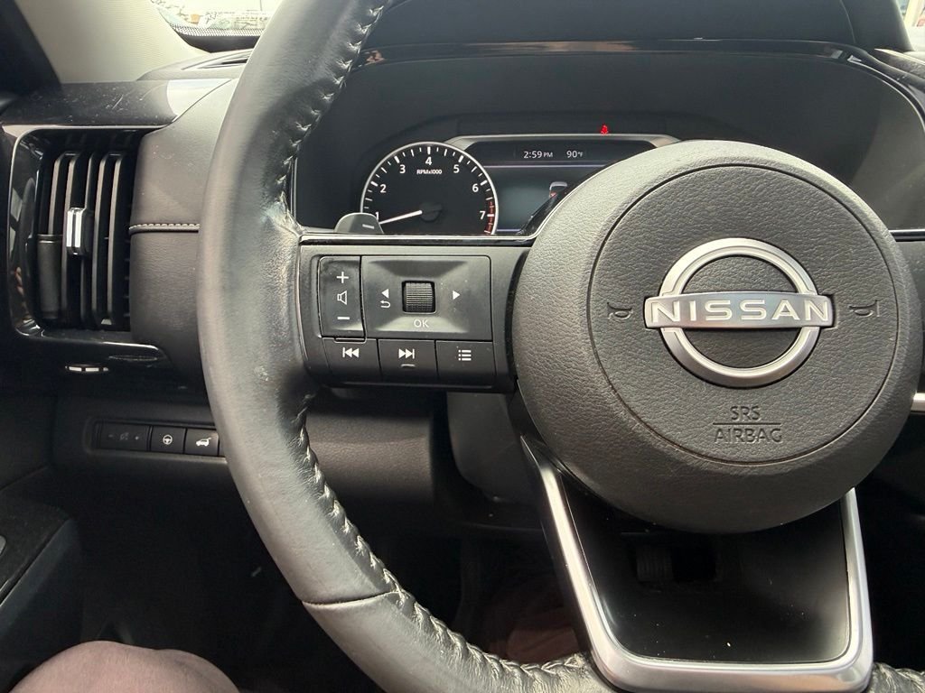Used 2022 Scarlet Ember Nissan SV image 13
