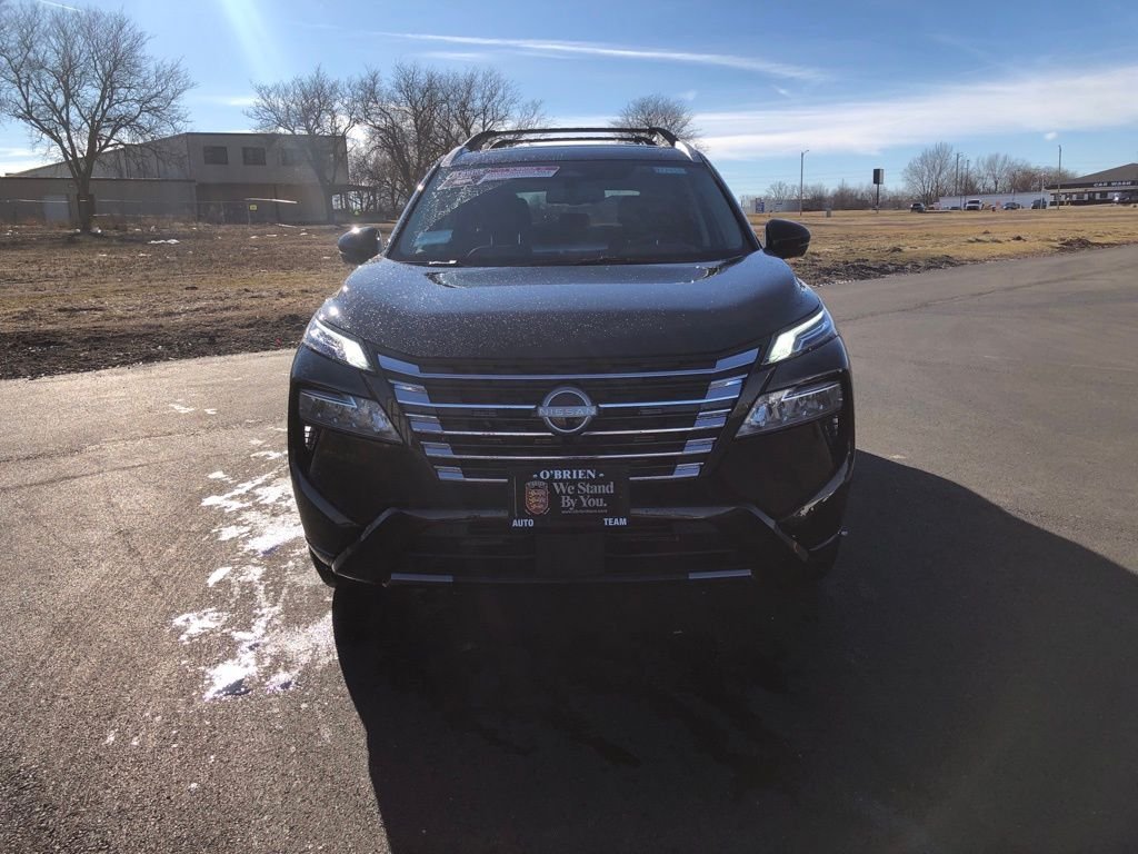 New 2026 Super Black Nissan Platinum image 2