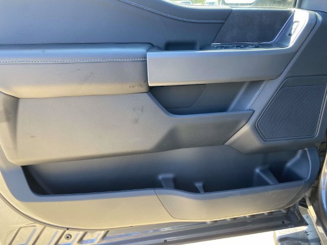 New 2026 Carbonized Gray Metallic Ford XLT image 13