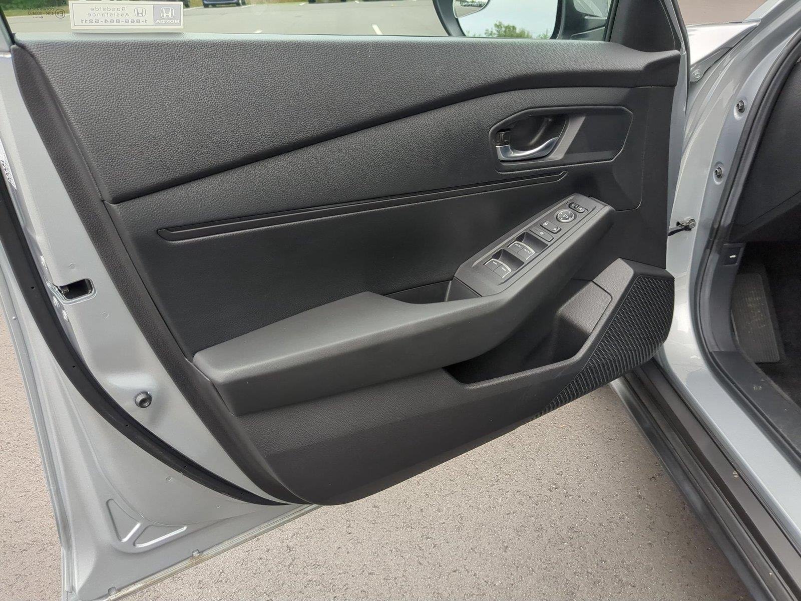 Used 2024 Solar Silver Metallic Honda LX image 15