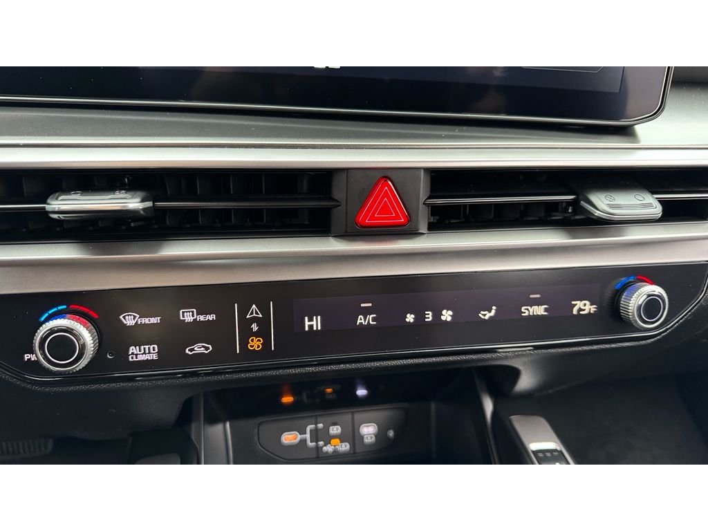 New 2026 Glacial White Pearl Kia S image 20