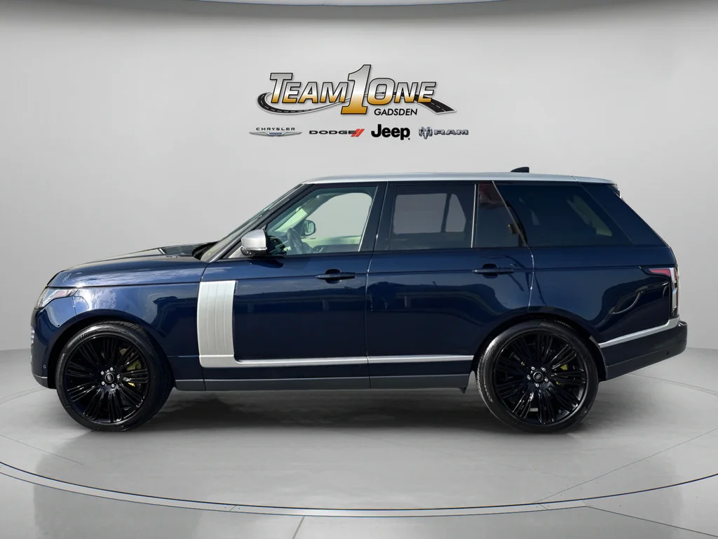 Used 2022 Santorini Black Metallic Land Rover Westminster image 6