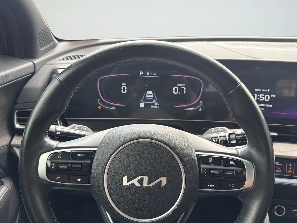 Used 2024 Gray Kia X-Line image 18