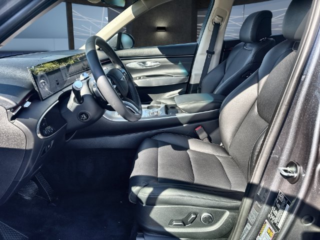 Certified Used 2026 Blue Genesis 2.5T Select image 13
