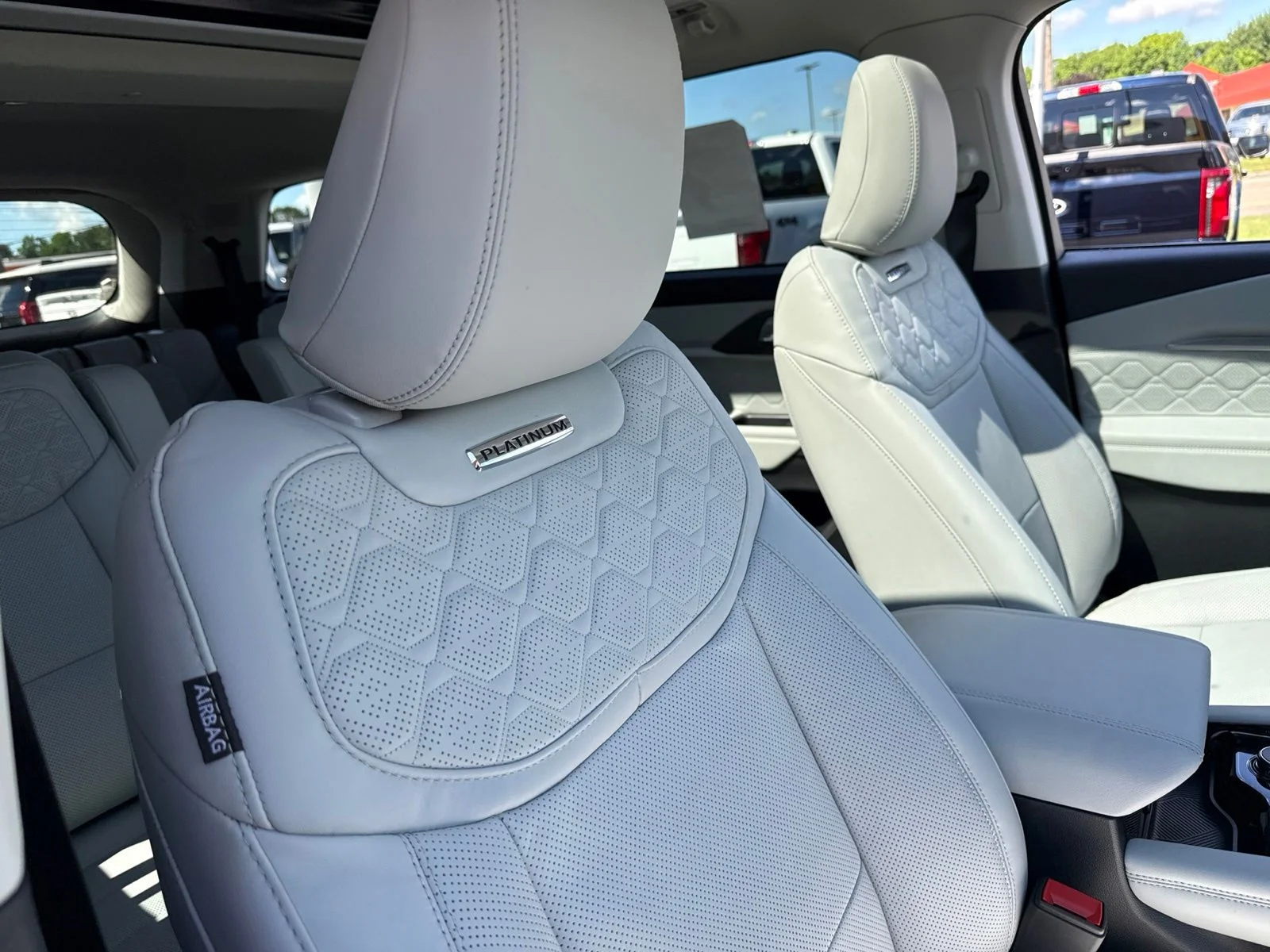 New 2026 Agate Black Metallic Ford Platinum™ image 39