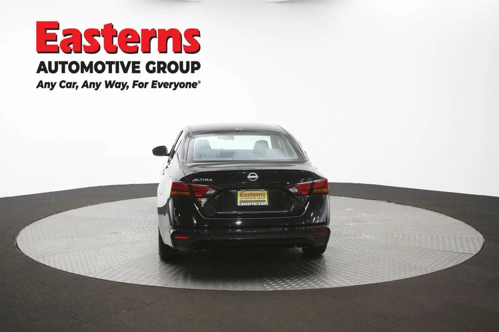 Used 2025 Black Nissan 2.5 SV image 34