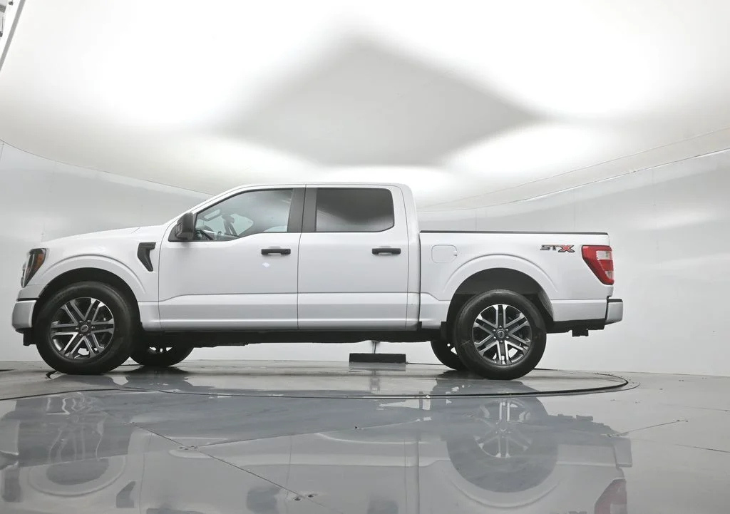 Certified Used 2023 White Ford XL image 8