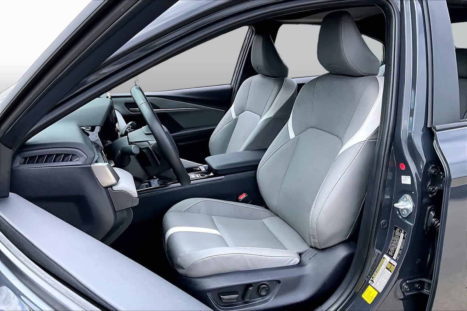 Used 2025 Underground Toyota SE image 8