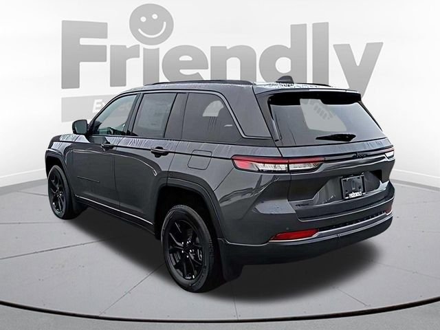 New 2026 Baltic Gray Metallic Clear-Coat Exterior Paint Jeep Altitude image 3