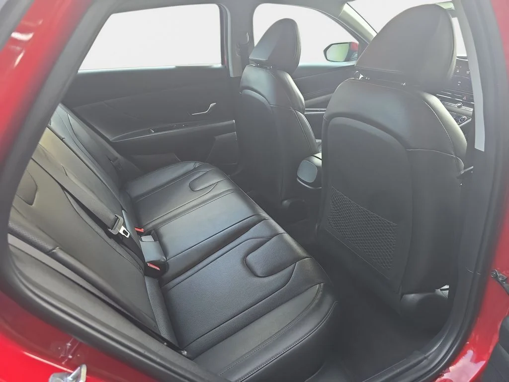 Used 2022 Red Hyundai Limited image 14