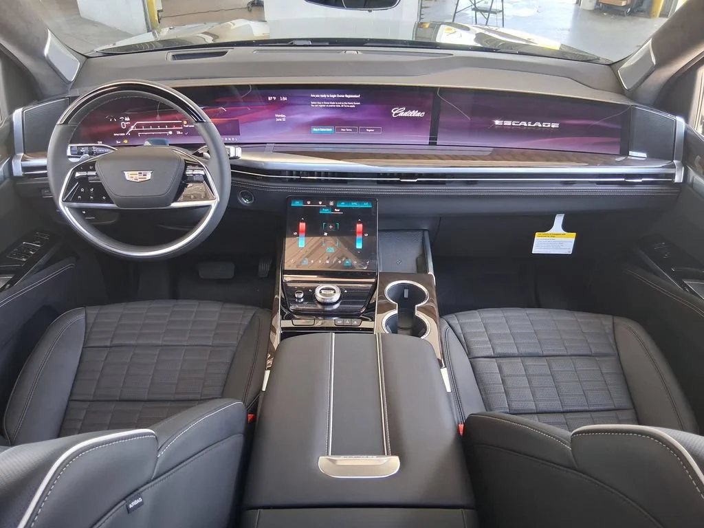2026 Cadillac Escalade Platinum Sport - Photo 10