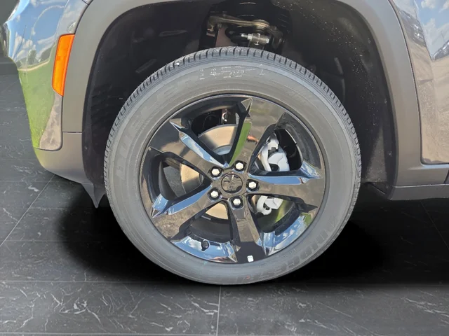 2025 Jeep Grand Cherokee Altitude - Photo 40