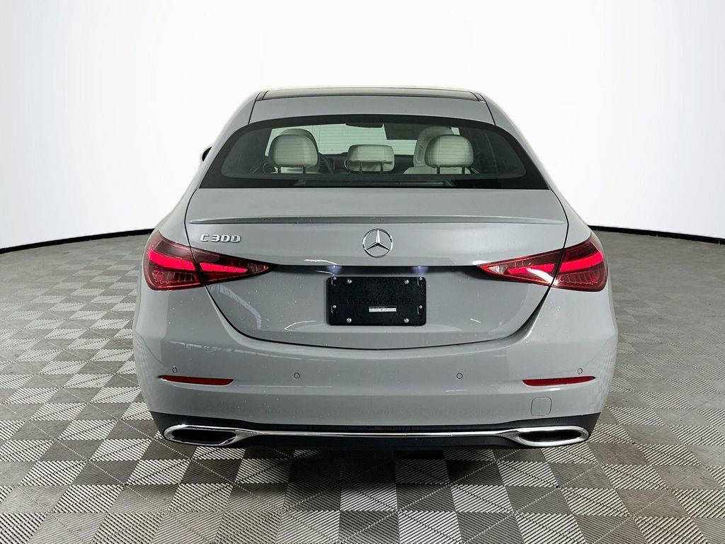New 2026 MANUFAKTUR Alpine Grey Mercedes-Benz C 300 image 39