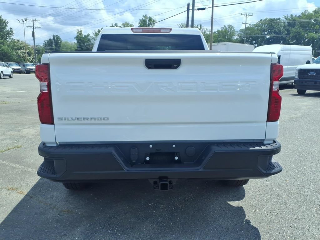 New 2026 Summit White Chevrolet WT image 26