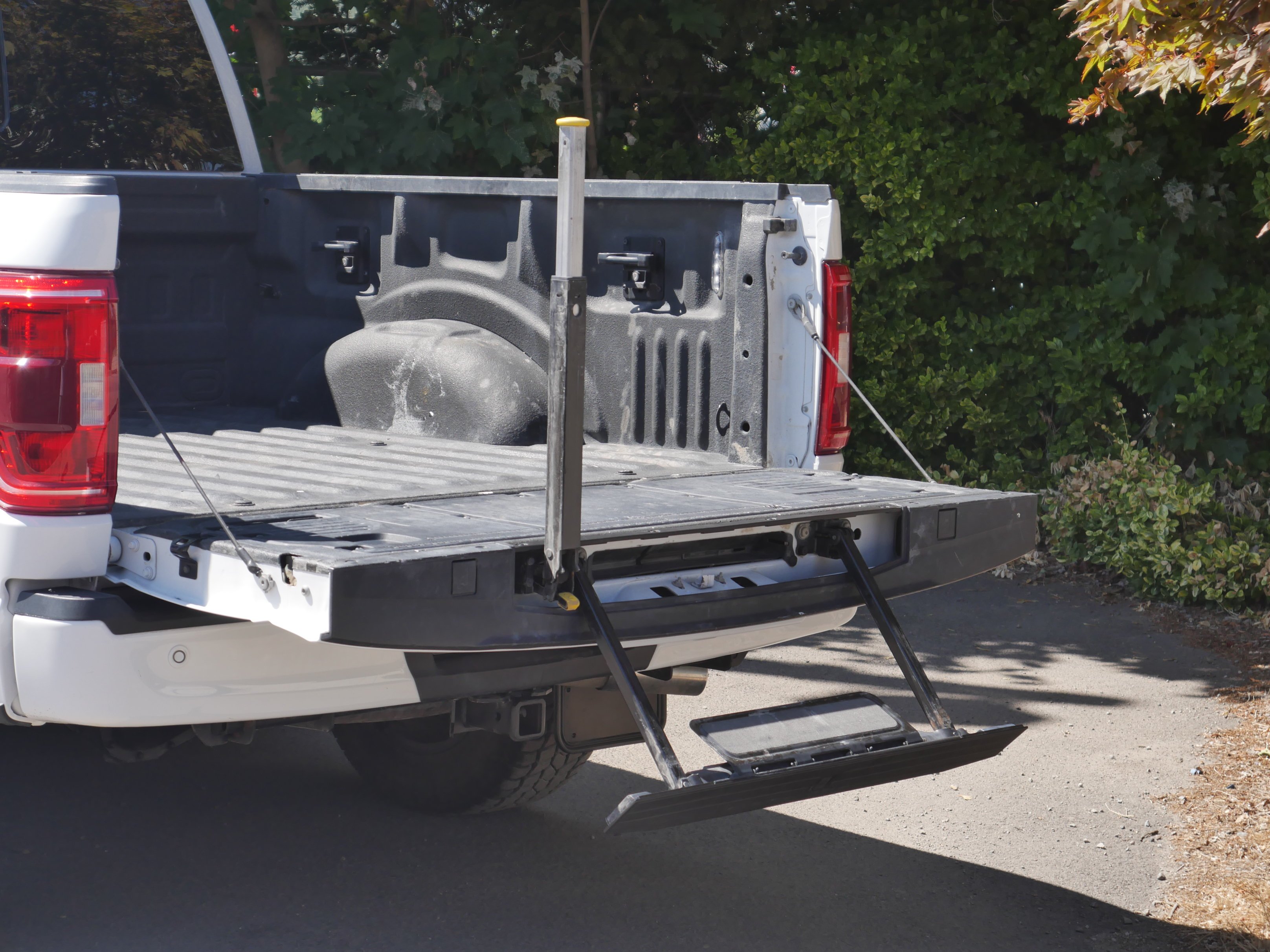 Certified Used 2023 Oxford White Ford XL image 23