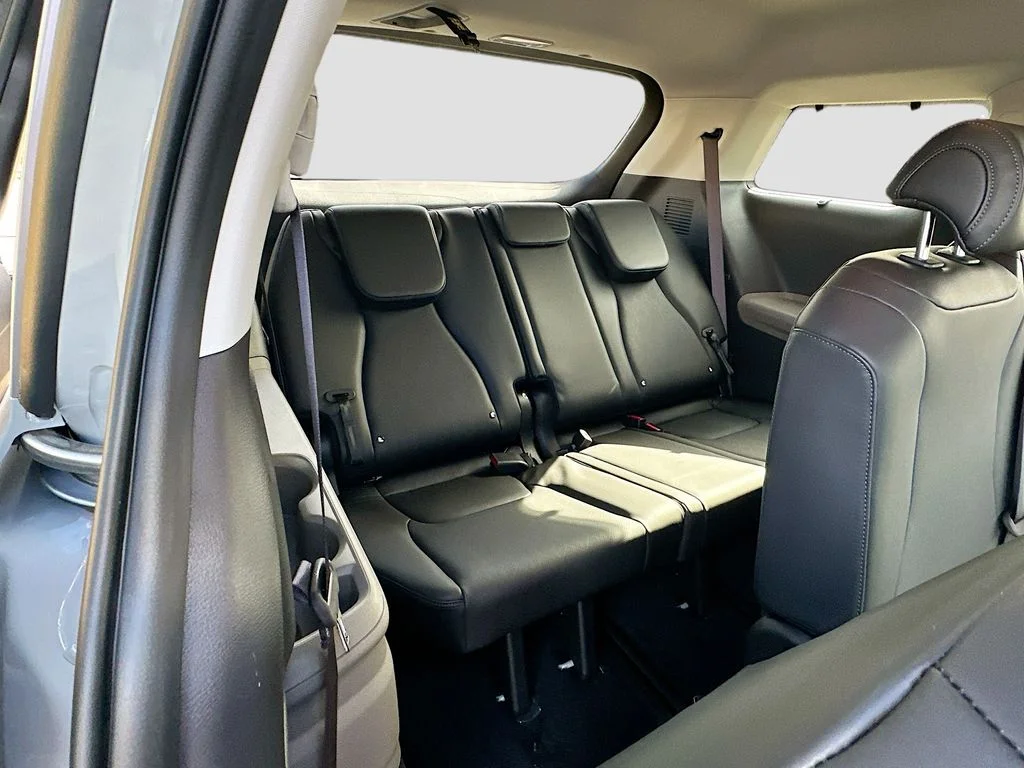 New 2026 Ceramic Silver Kia EX image 27