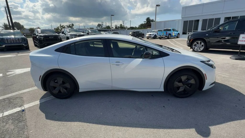 Used 2026 Beige Toyota LE image 9