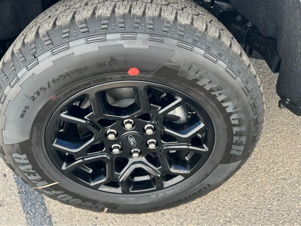 New 2026 Oxford White Ford XLT image 31