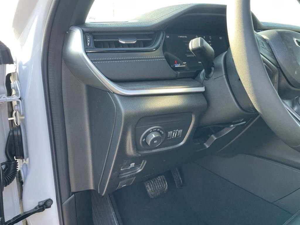New 2026 Bright White Clearcoat Jeep Limited image 19