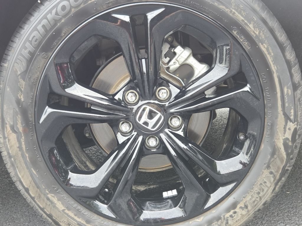 2025 Honda Accord SE - Photo 13