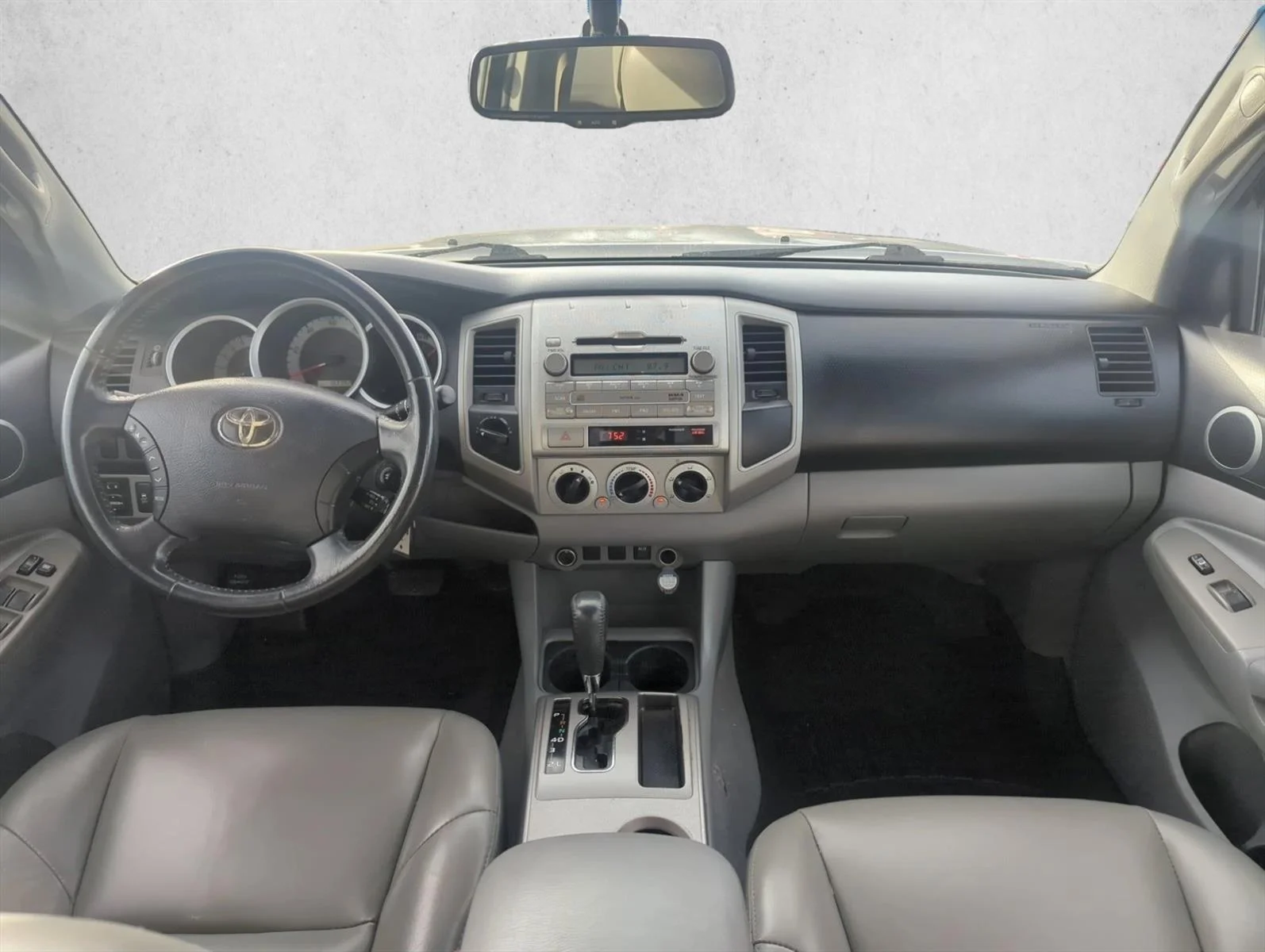 Used 2011 Magnetic Gray Meta Toyota  image 19