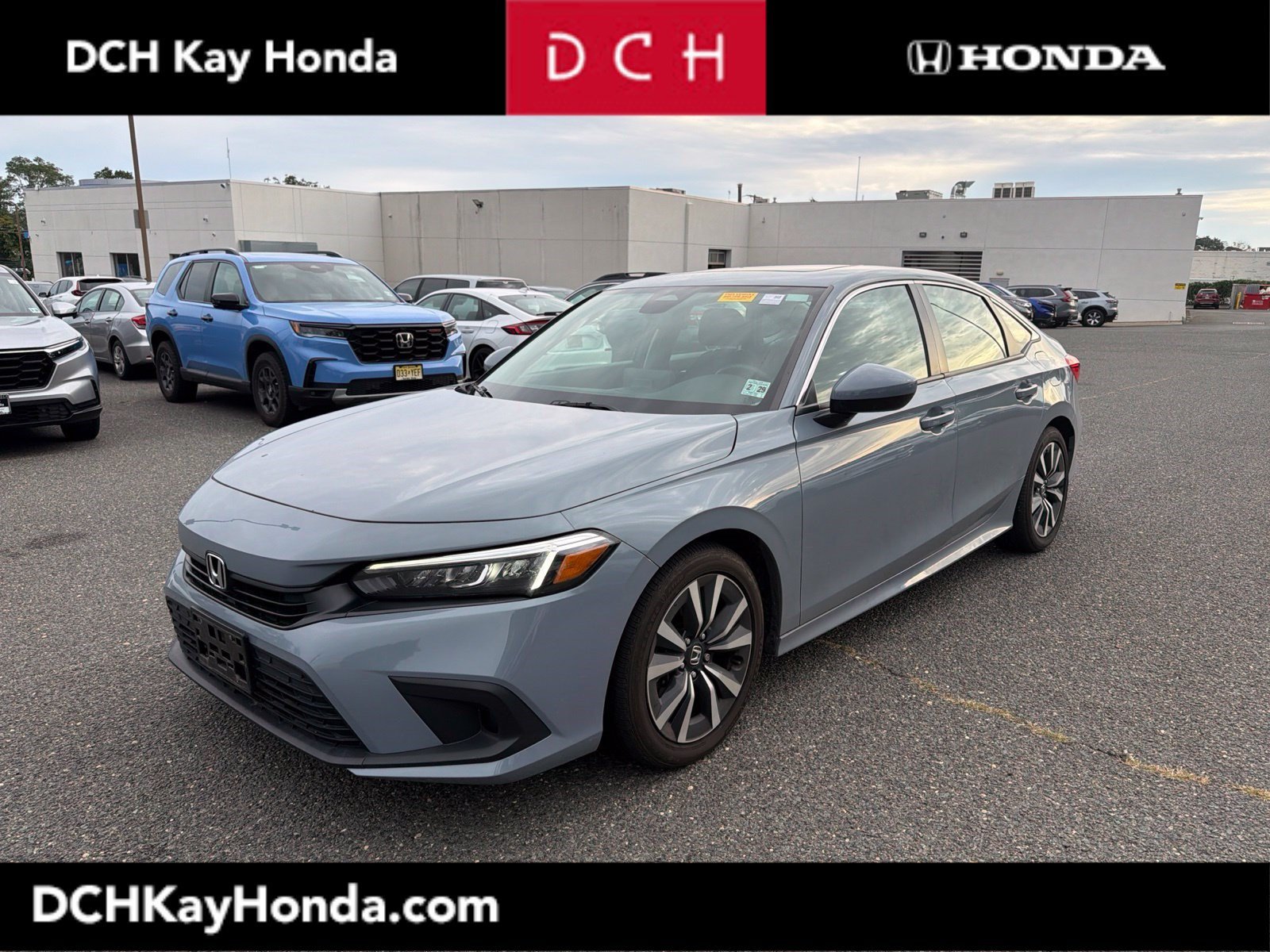 Used 2024 Sonic Gray Pearl Honda EX image 28