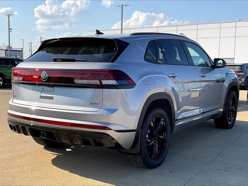 New 2026 Silver Volkswagen SEL R-Line Black image 2