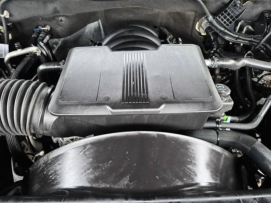Used 2022 Black Chevrolet LTZ image 35