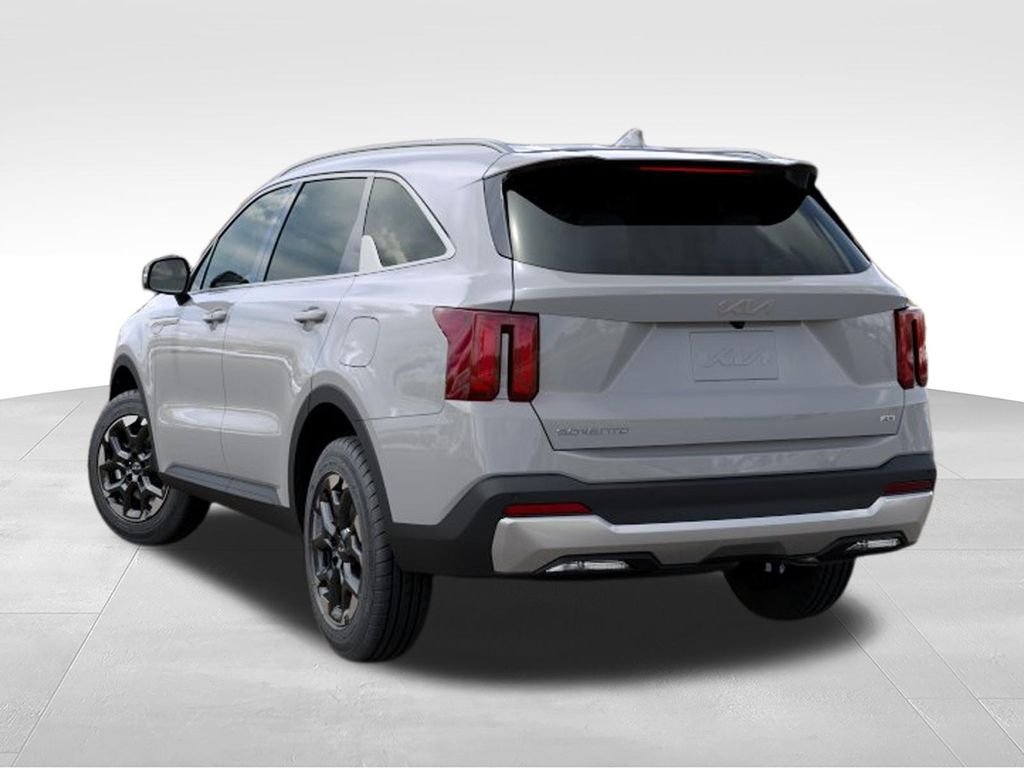 New 2026 Wolf Gray Kia S image 4