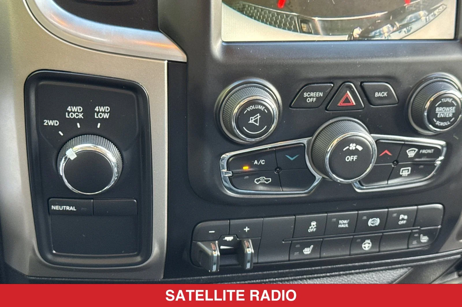 Used 2015 White Ram Big Horn image 20