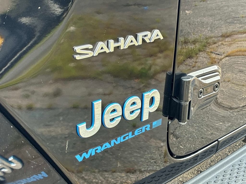 Used 2023 Black Jeep Sahara 4xe image 17