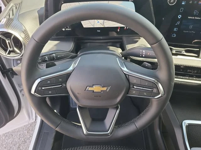 New 2027 Summit White Chevrolet LT image 25