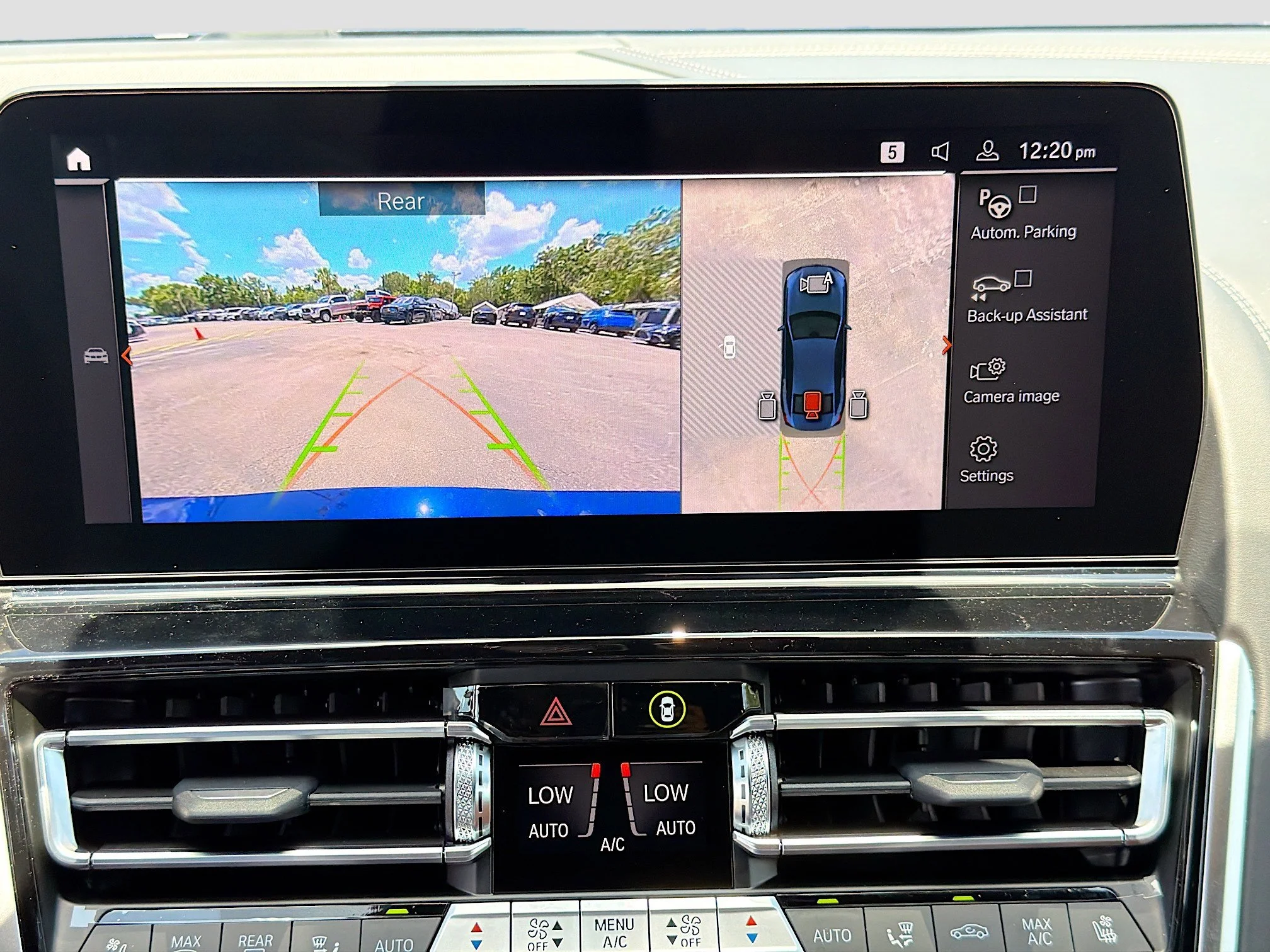 New 2026 Tanzanite Blue II Metallic BMW 840i image 32