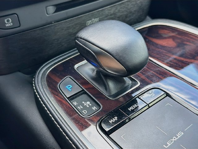 Used 2018 Silver Lexus LS 500 image 29