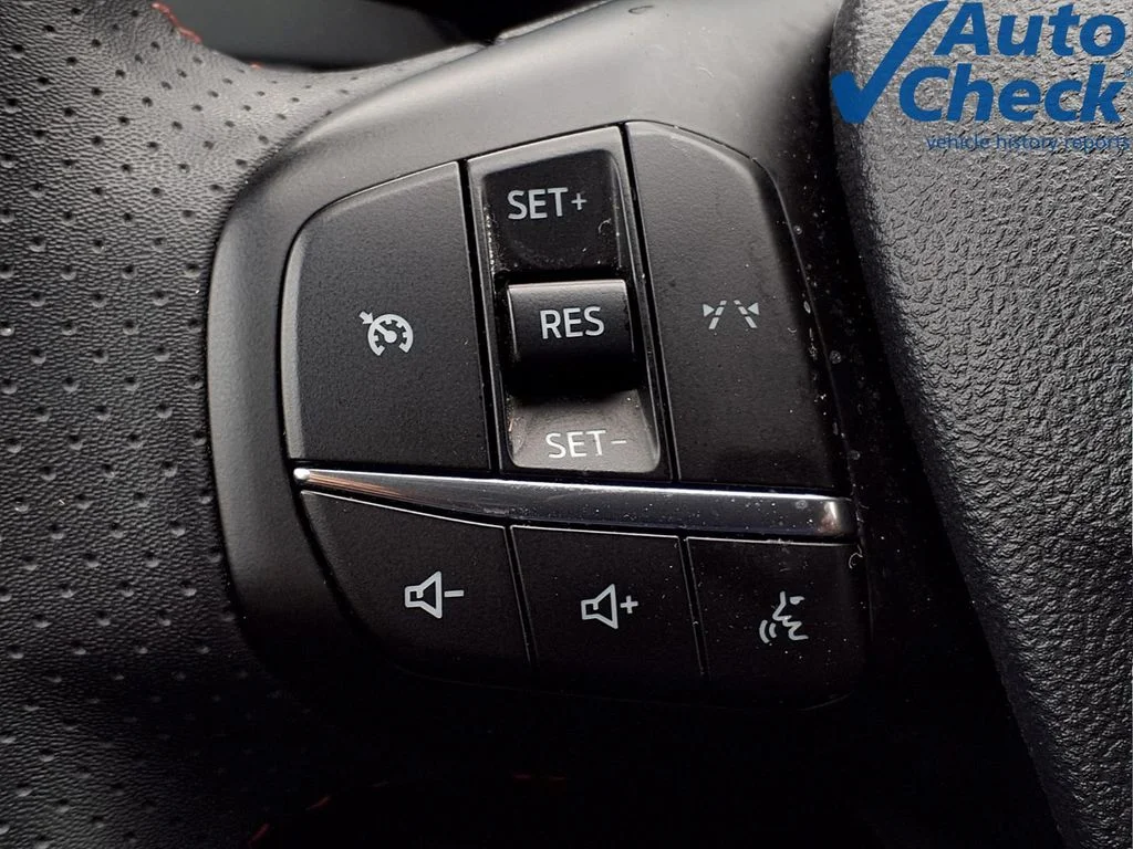 Used 2025 Gray Ford ST-Line image 20