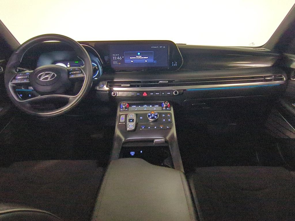 Used 2025 Black Hyundai Calligraphy Night Edition image 19