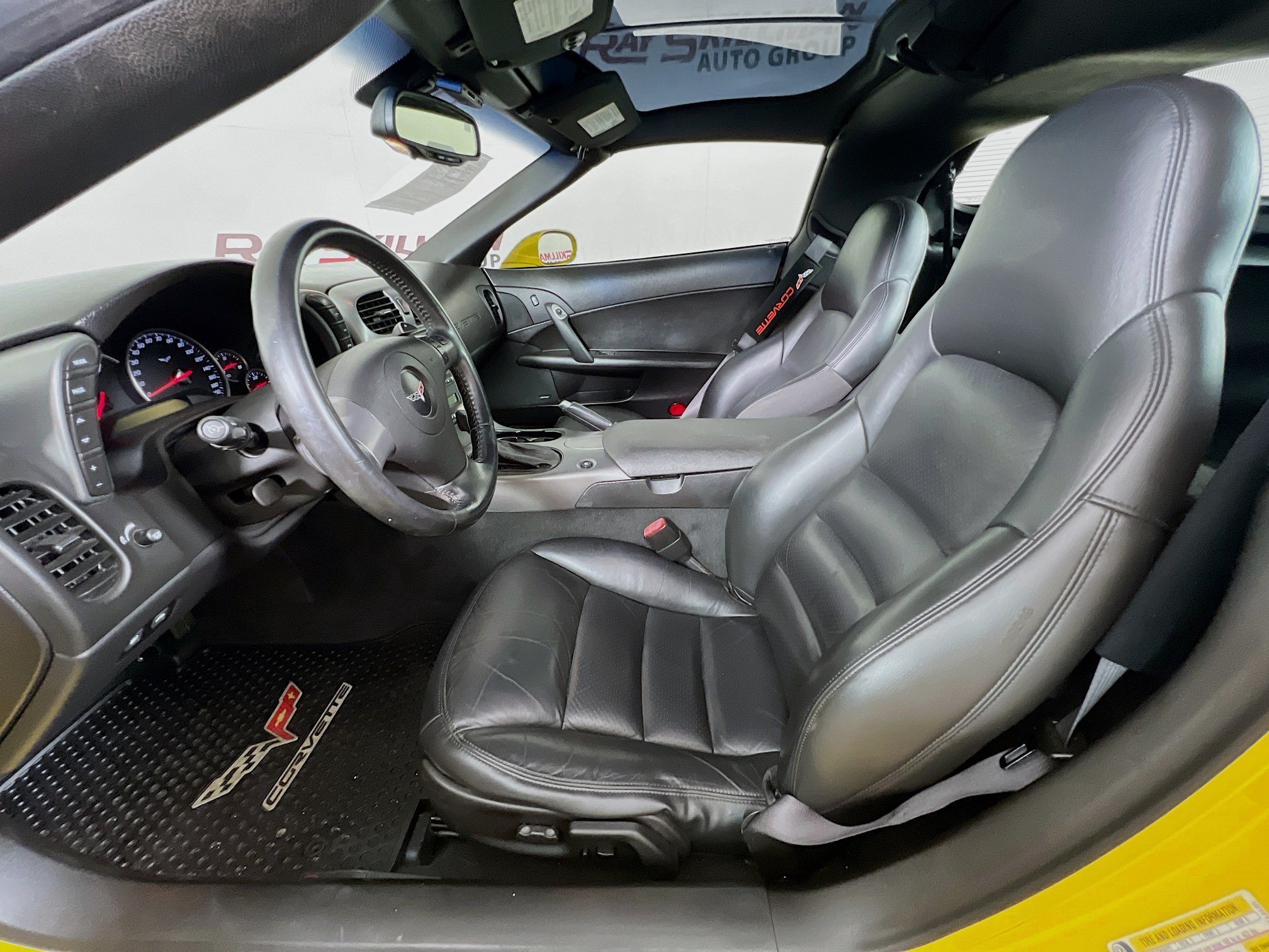 Used 2007 Velocity Yellow Tintcoat Chevrolet 2DR CPE image 10