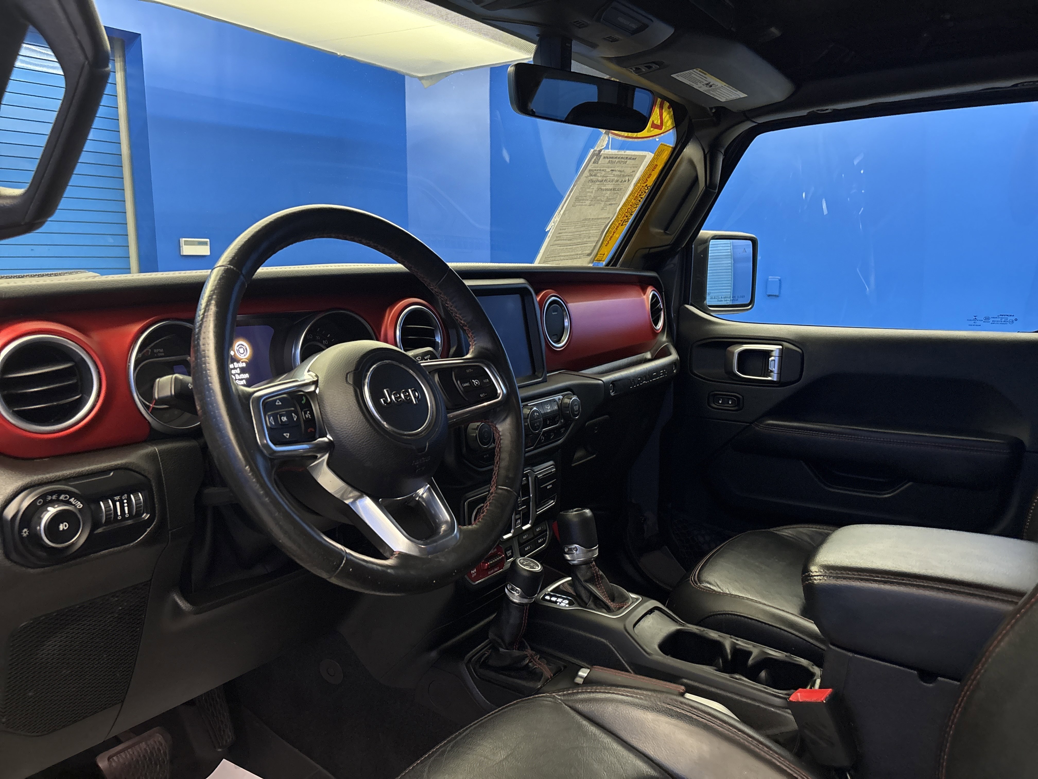 Used 2018 Gray Jeep Rubicon image 11