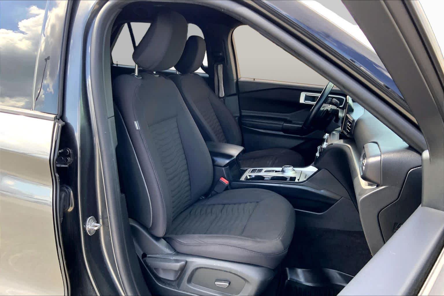 Used 2020 Magnetic Metallic Ford XLT image 9