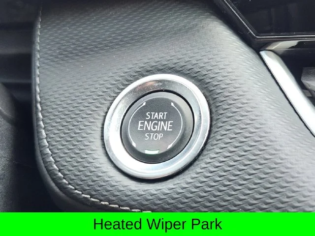 Used 2025 Sterling Gray Metallic Chevrolet LT image 21
