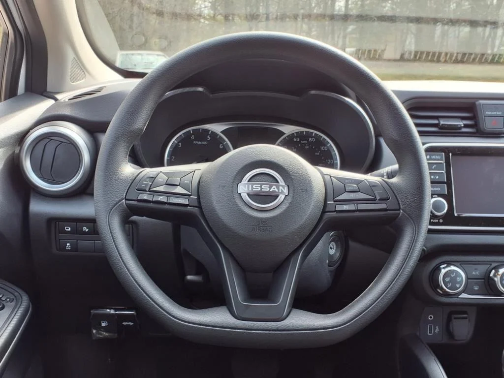 2025 Nissan Versa Sedan S - Photo 11