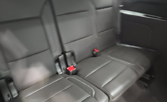 Used 2023 White Frost Tricoat GMC Denali image 19