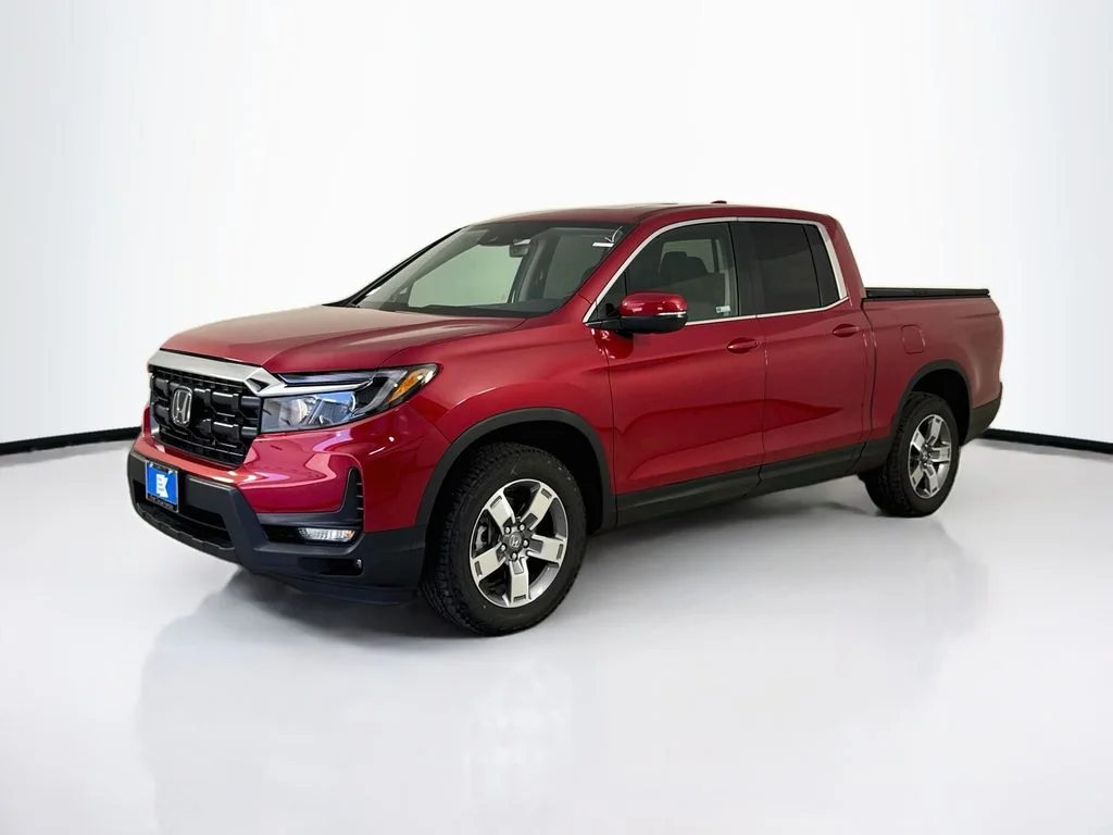 New 2026 Radiant Red Metallic II Honda RTL image 4