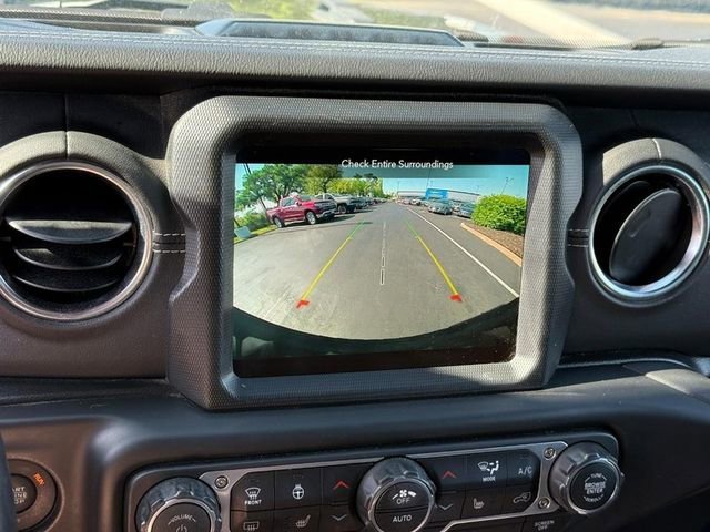 Used 2022 Black Jeep Unlimited Sahara 4x4 image 22