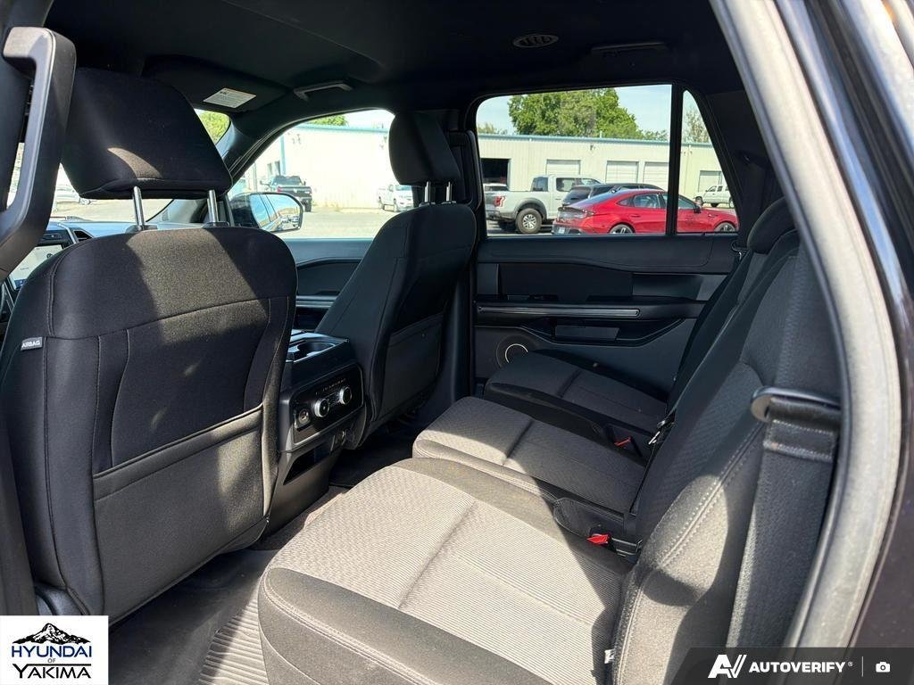 Used 2021 Agate Black Metallic Ford XLT image 23