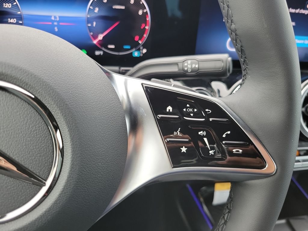 New 2026 Mountain Grey Metallic Mercedes-Benz GLA 250 image 25