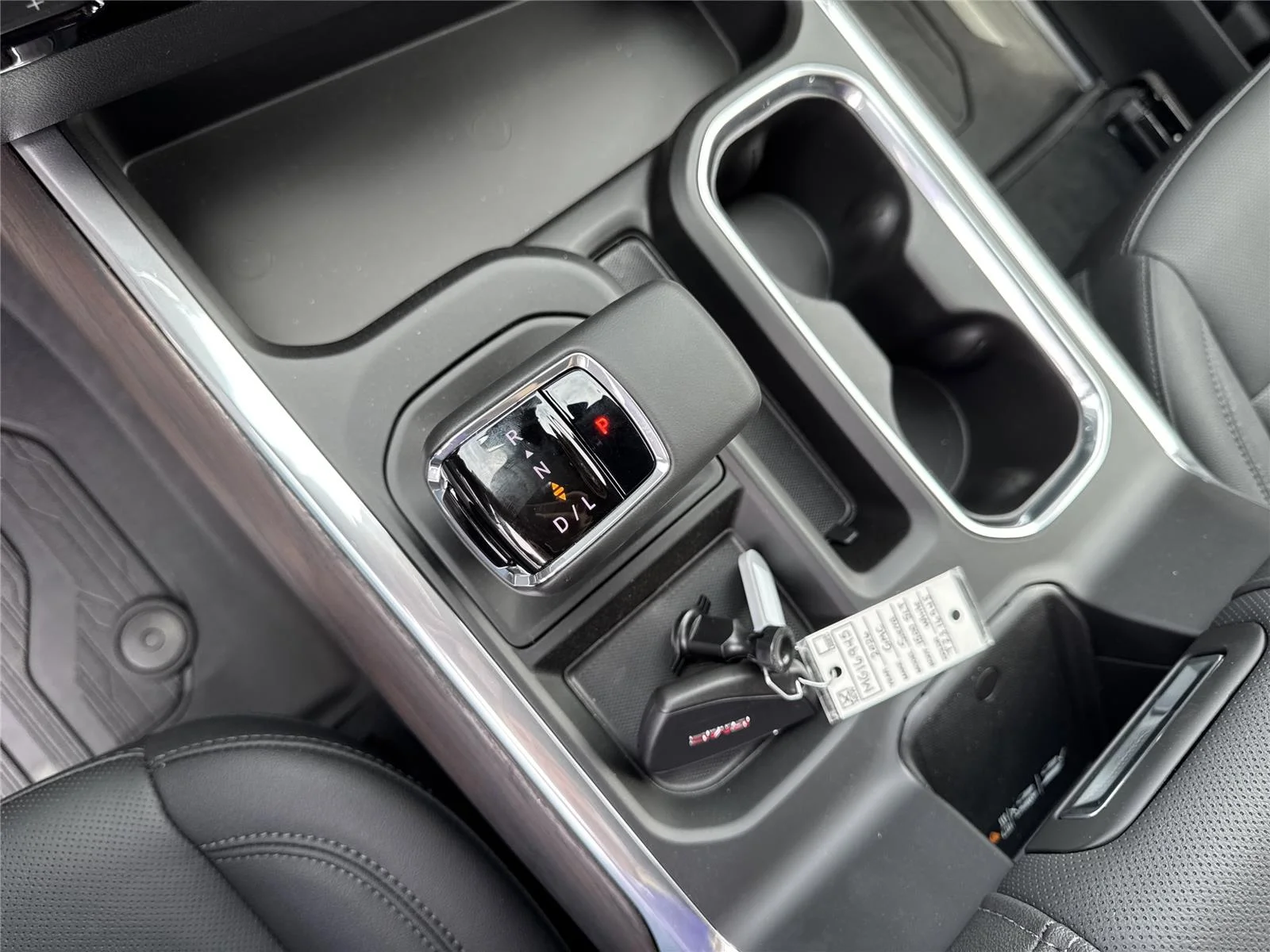 New 2026 Summit White GMC SLT image 21