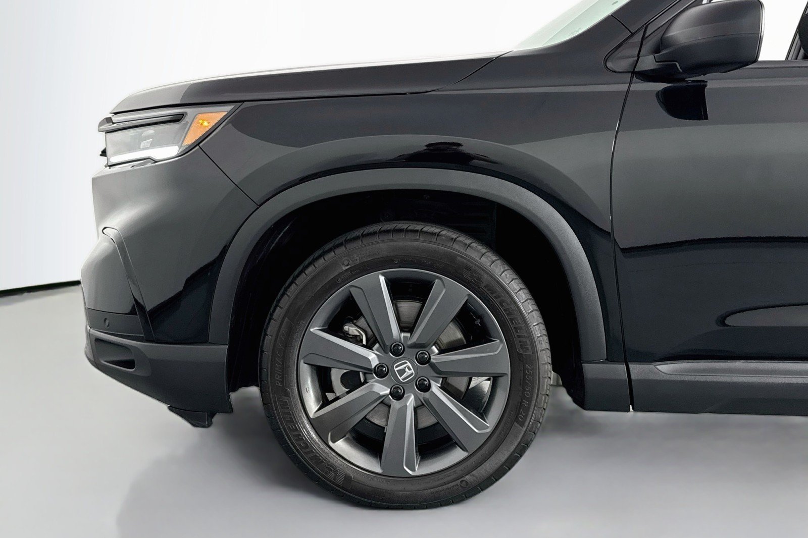 Used 2024 CRYSTAL BLACK Honda Sport AWD image 11