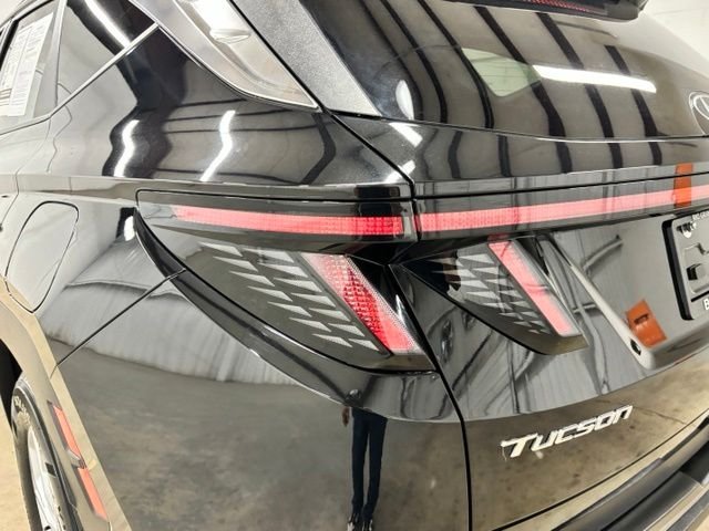 Used 2023 Black Hyundai SEL image 8